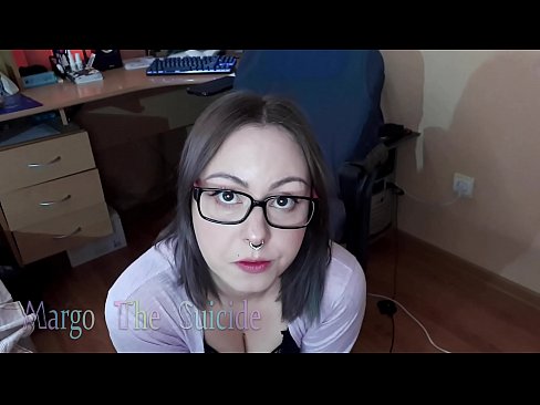 ❤️ Rapariga Sexy com Dildo de Óculos Chupa Profundamente na Câmara ️ Porno doméstico em pt.sfera-uslug39.ru ❌️❤